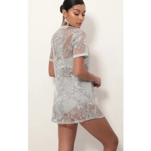 lucy in the sky metallic silver lace dress - Picture 4 of 6